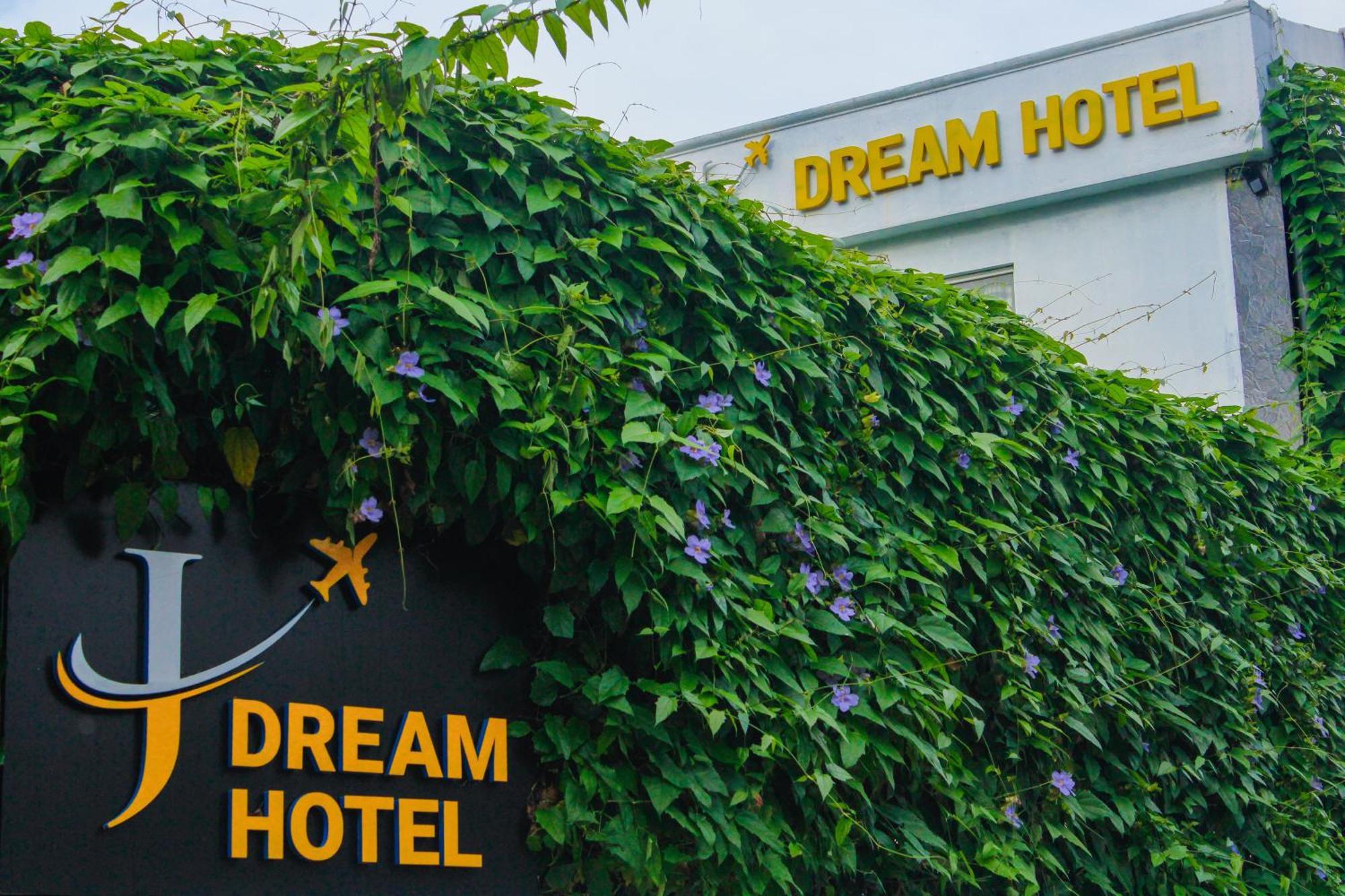 Airport J Dream Resort Dewamottawa Exteriör bild